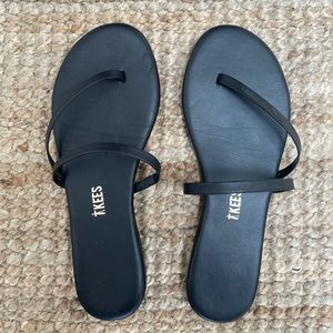TKEES Sarit Sandal